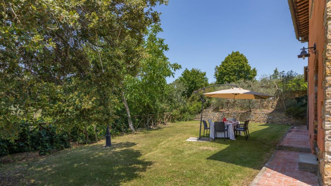 Casale Presciano Apartment