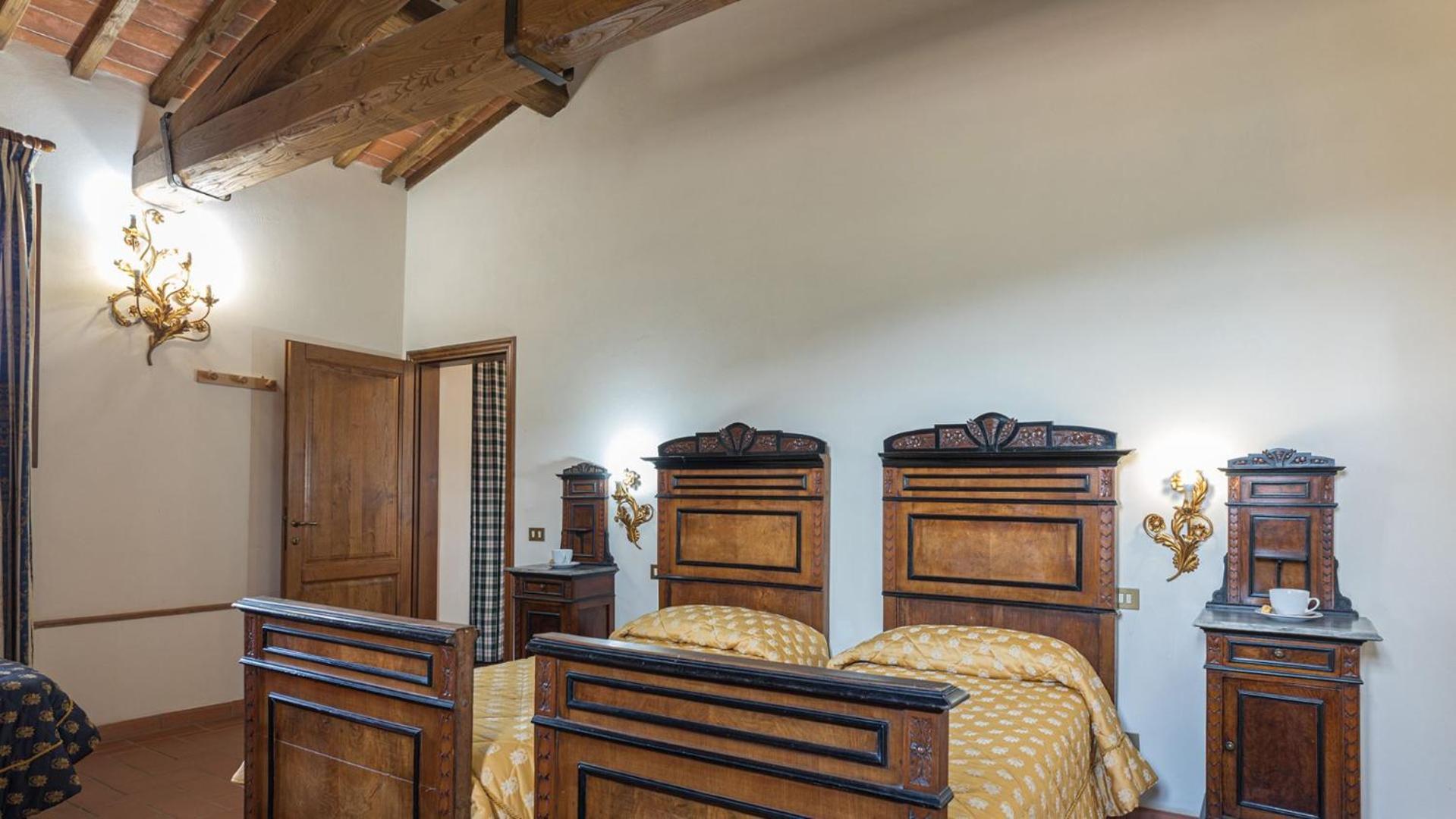 Casale Presciano Apartment *